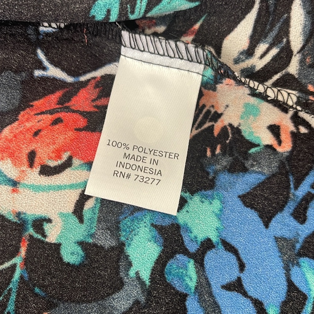 EVRI Floral Print Black Dress (2X) - Picture 5 of 6